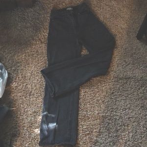 I’m selling h&m mom jeans size 2 In black